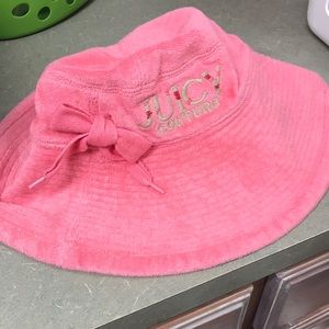 Juicy couture beach hat